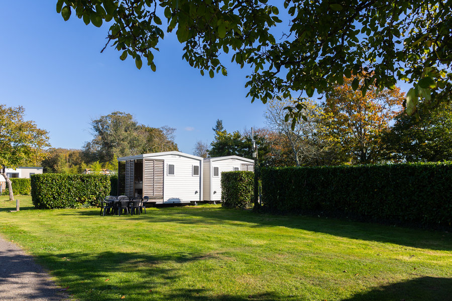 Emplacement spacieux avec sanitaire privé, Finistère Sud